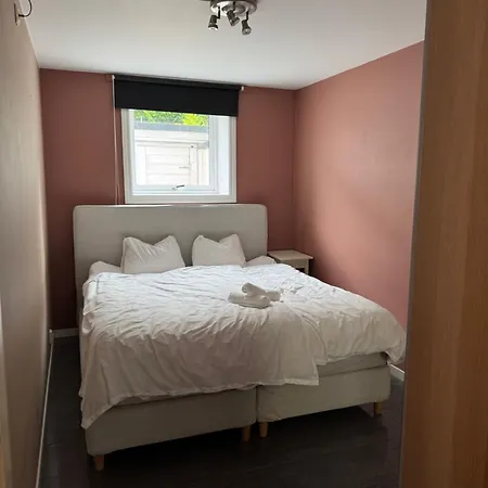 Cozy Near Center And The Mountains Apartman *