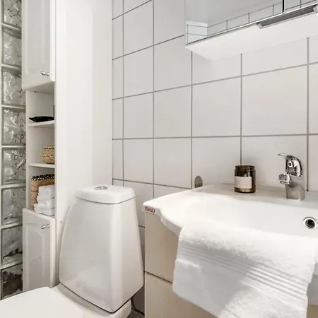 Cozy Near Center And The Mountains Apartman *